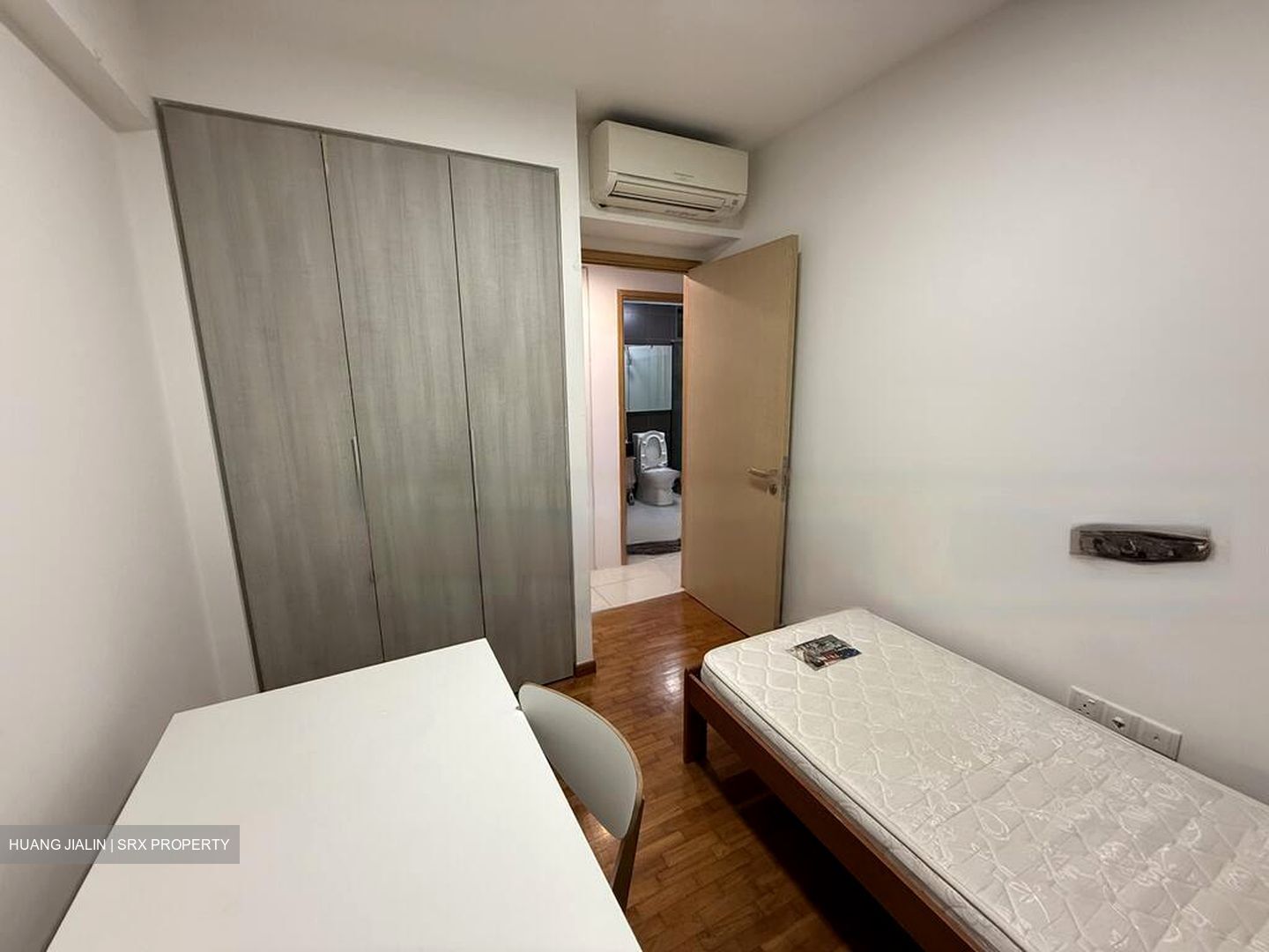 Esparina Residences (D19), Condominium #471792691